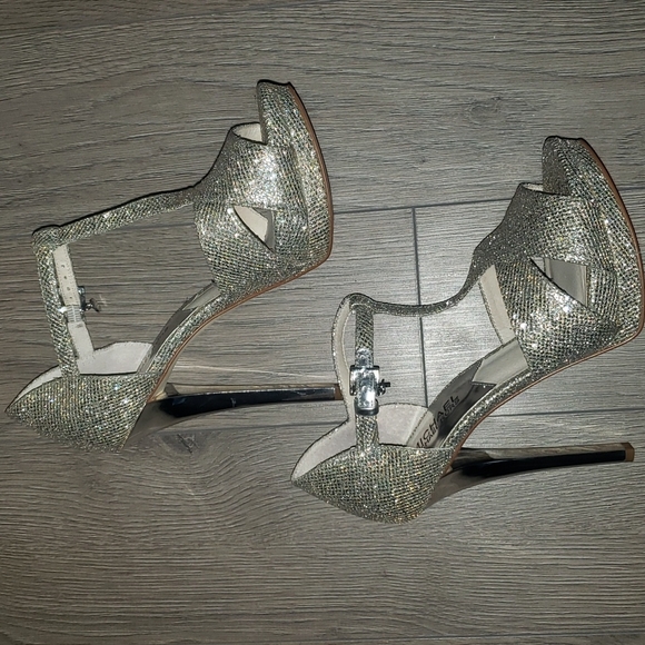 Michael Kors Heels - Picture 3 of 8